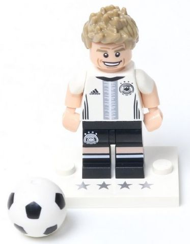 LEGO coldfb-9 Thomas Müller, Deutscher Fussball-Bund / DFB (Complete Set with Stand and Accessories)
