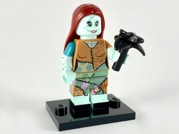 LEGO coldis2-15 Sally, Disney, Series 2 (Complete Set with Stand and Accessories)