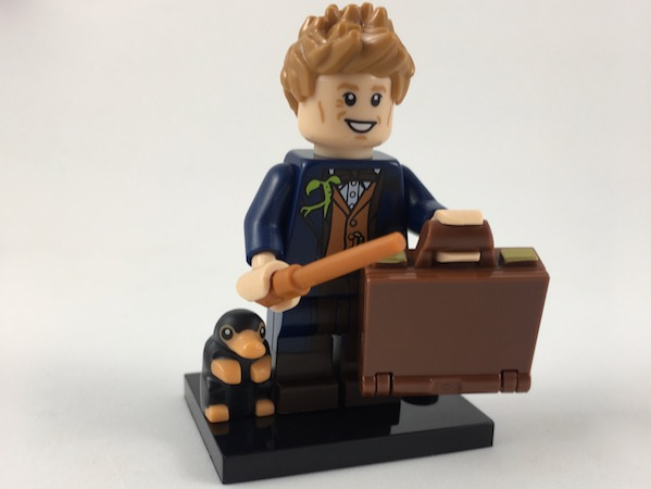 LEGO colhp-17 Newt Scamander, Harry Potter, Series 1 (Complete Set with Stand and Accessories)