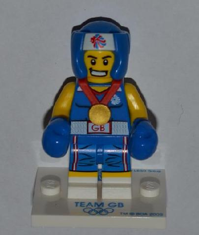 LEGO coltgb Brawny Boxer, Team GB (Complete Set with Stand and Accessories)
