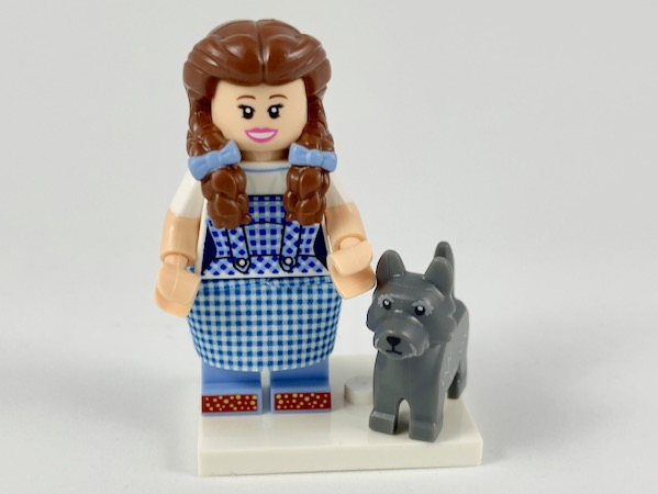 LEGO coltlm2-16 Dorothy Gale & Toto, The LEGO Movie 2 (Complete Set with Stand and Accessories)