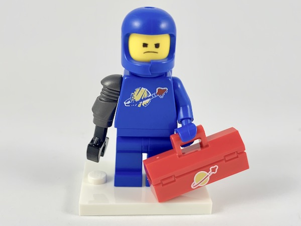LEGO coltlm2-3 Apocalypse Benny, The LEGO Movie 2 (Complete Set with Stand and Accessories)