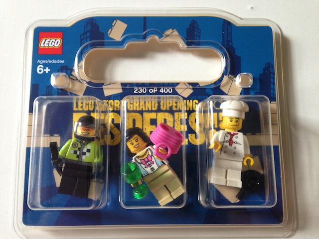 LEGO DesPeres LEGO Store Grand Opening Exclusive Set, West County Center, Des Peres, MO blister pack