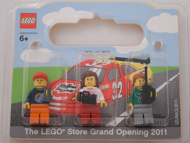 LEGO Indianapolis LEGO Store Grand Opening Exclusive Set, Castleton Square, Indianapolis, IN blister pack
