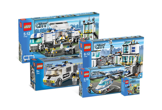 LEGO K7744 Ultimate City Police Collection