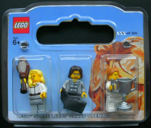 LEGO Leeds LEGO Store Grand Opening Exclusive Set, Leeds, UK blister pack