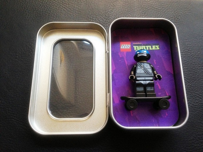 LEGO Leonardo Shadow Leonardo (UK Tin Edition)