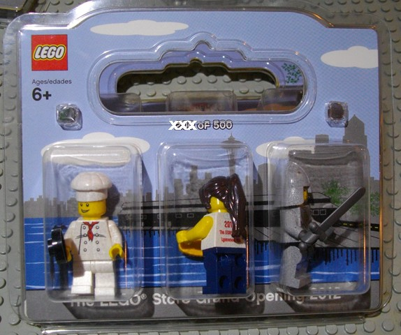 LEGO Lynnwood LEGO Store Grand Opening Exclusive Set, Alderwood Mall, Lynnwood, WA blister pack