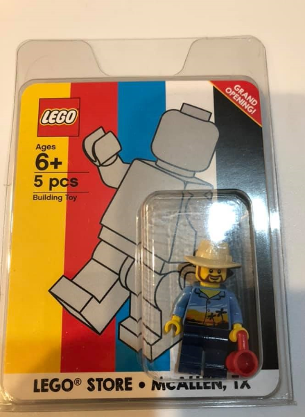 LEGO Mcallen LEGO Store Grand Opening Exclusive Set, McAllen, TX blister pack