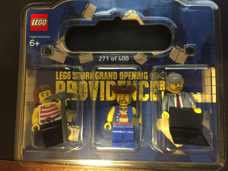 LEGO Providence LEGO Store Grand Opening Exclusive Set, Providence Place Mall, Providence, RI blister pack