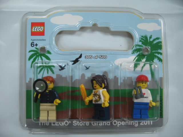 LEGO SanDiego LEGO Store Grand Opening Exclusive Set, Fashion Valley, San Diego, CA blister pack