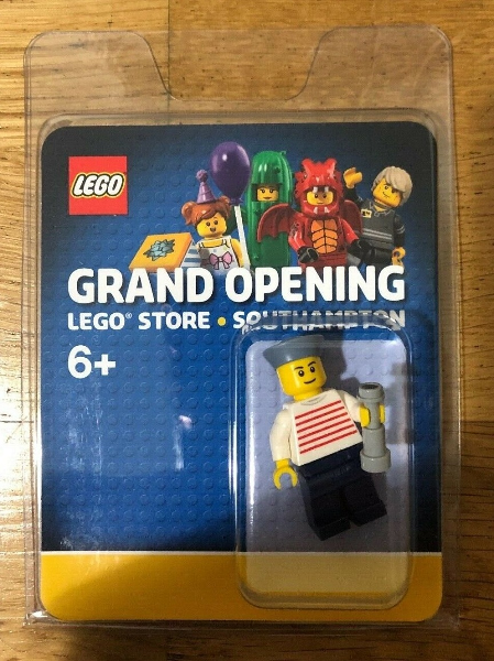 LEGO Southampton LEGO Store Grand Opening Exclusive Set, Southampton West Quay, UK blister pack