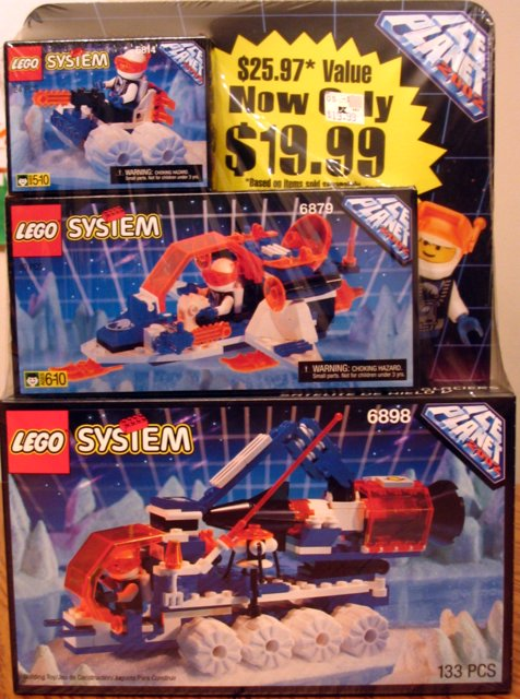LEGO VP Ice Planet 2002 Bundle Pack (Copack of Sets 6814, 6879, and 6898)